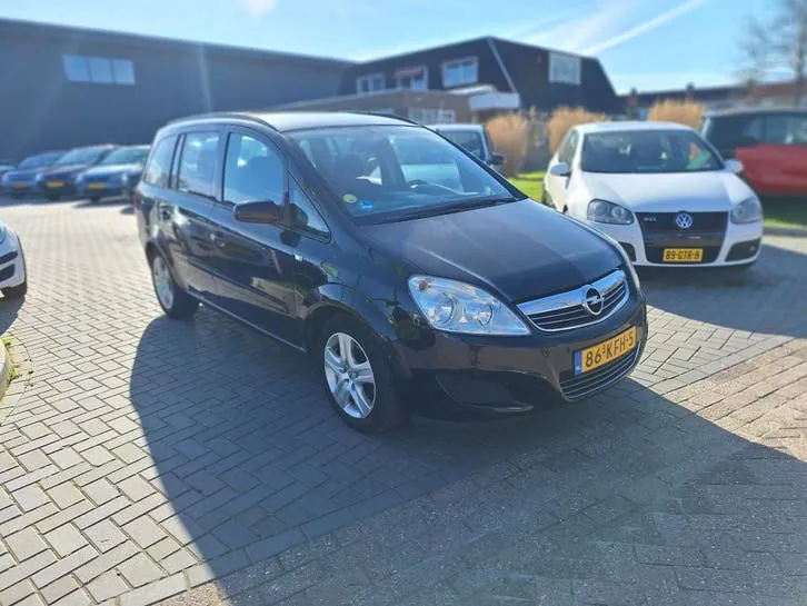 Opel Zafira 2009 photo 2