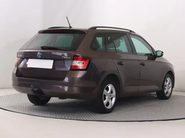 Skoda Fabia Combi 2016 photo 4