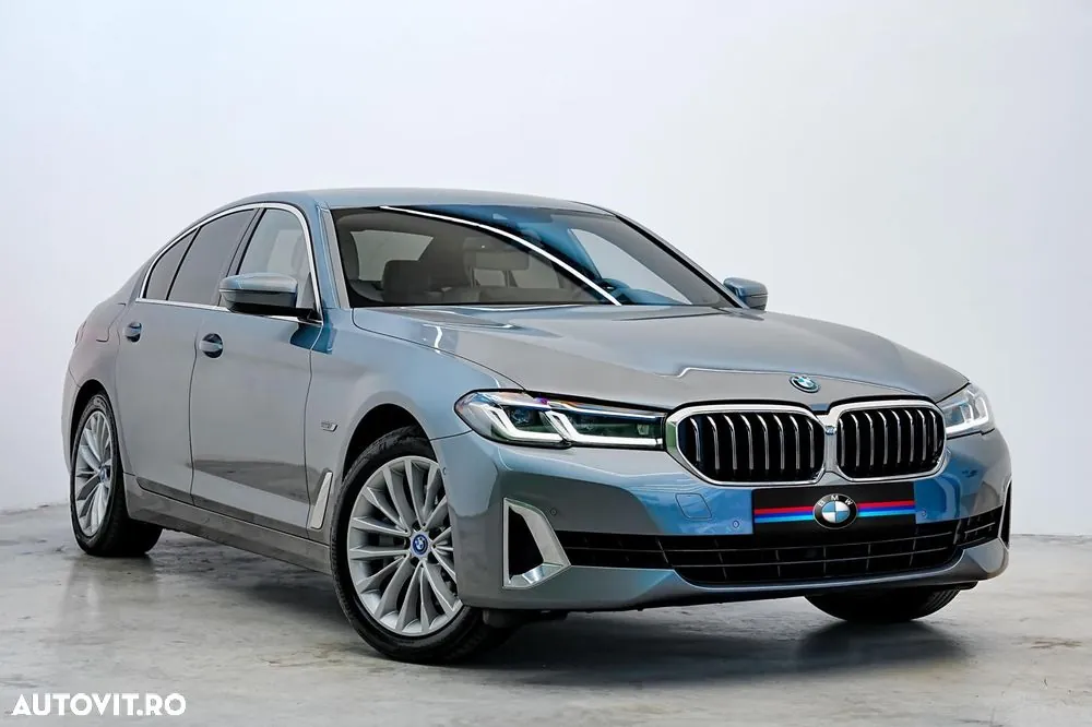 BMW Seria 5 2022 photo 2