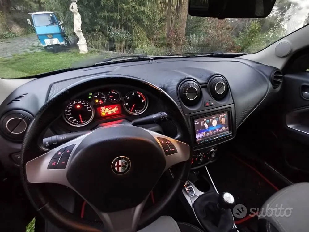 Alfa Romeo Mito 2011 photo 5
