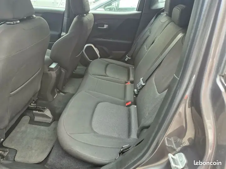 Jeep Renegade 2016 photo 5