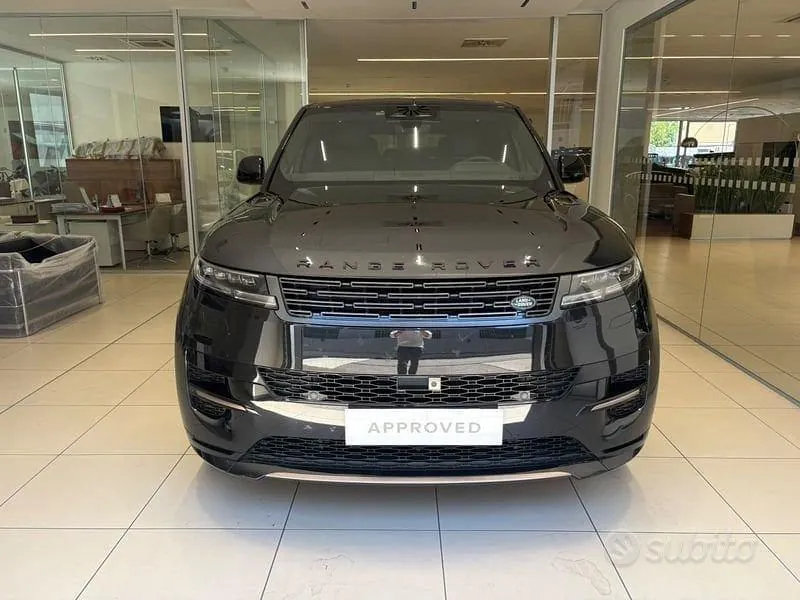 Land Rover Range Rover Sport 2025 photo 2