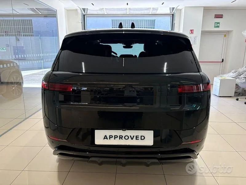 Land Rover Range Rover Sport 2025 photo 5