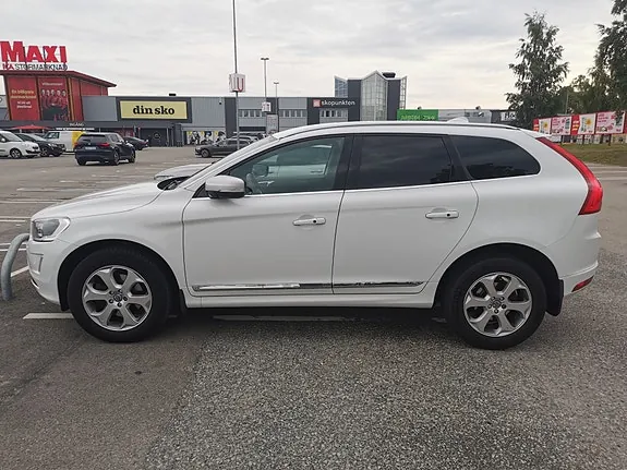 Volvo Xc60 2016 photo 2