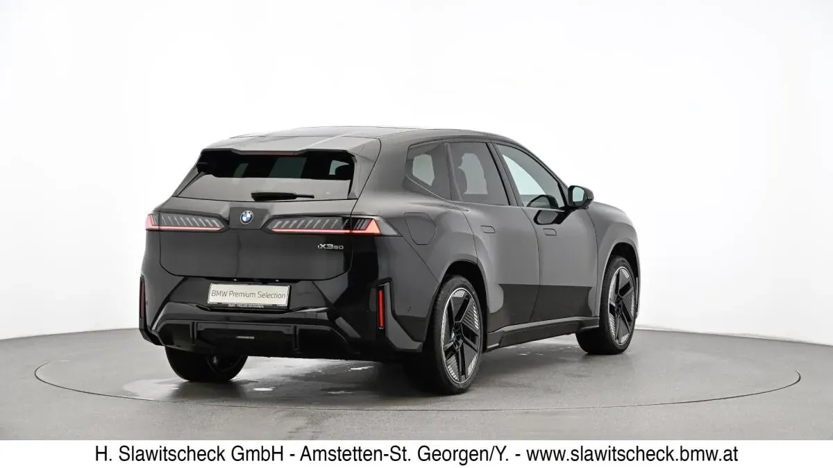 BMW Ix3 2026 photo 3