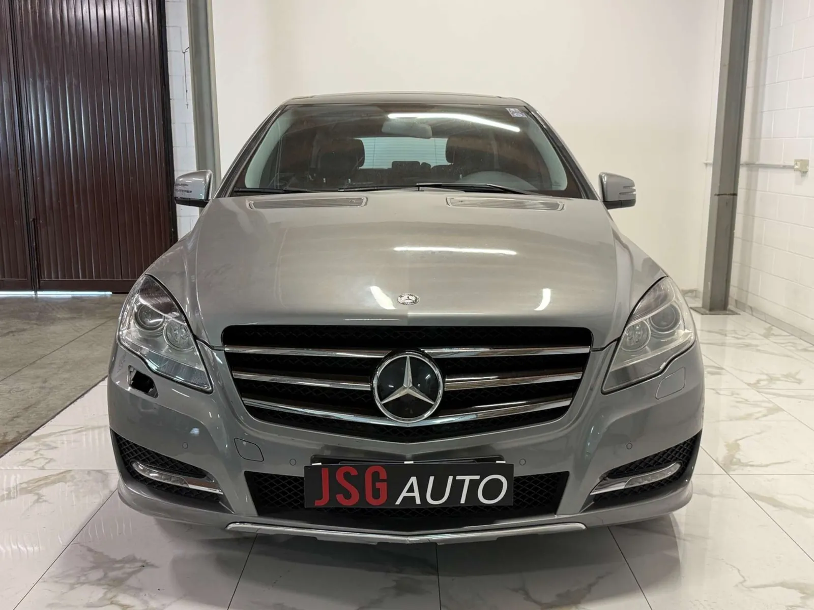 Mercedes-Benz R350 2012 photo 2