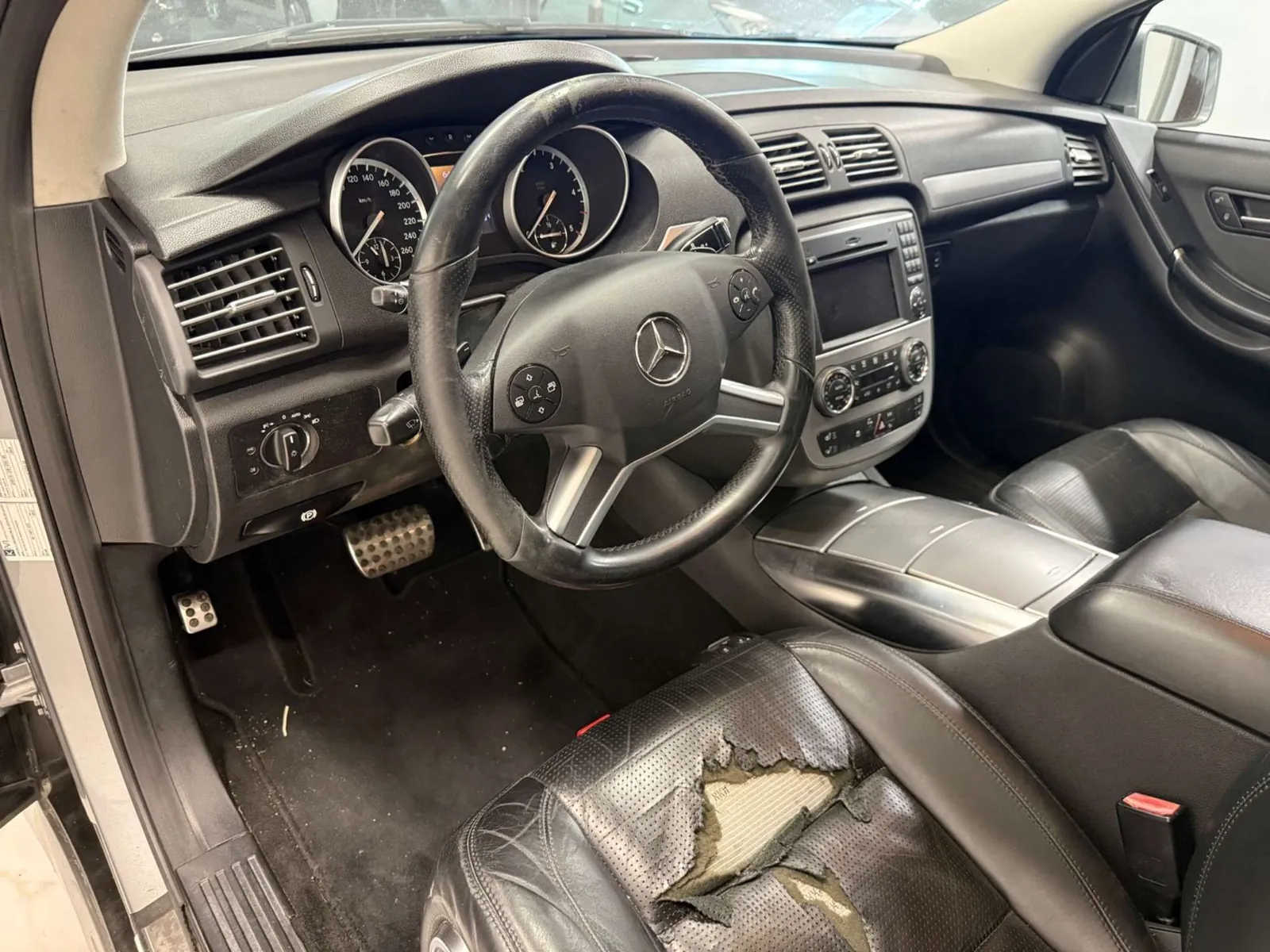 Mercedes-Benz R350 2012 photo 5