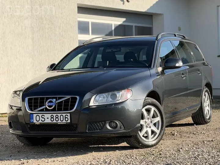 Volvo V70 2009 photo 2
