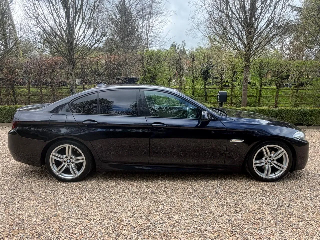 BMW 5 Series 2013 photo 4