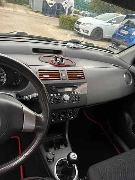 Suzuki Swift 2008 photo 5