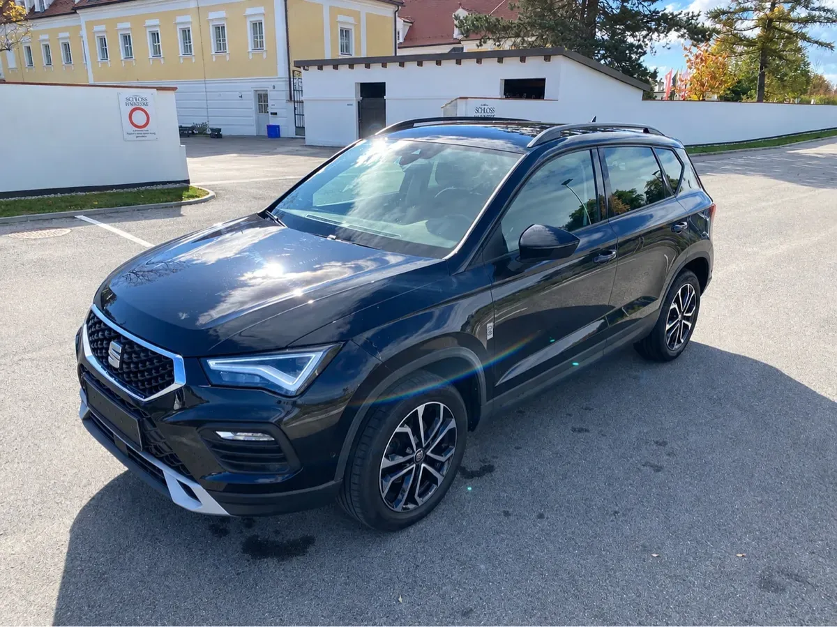 Seat Ateca 2023 photo 2