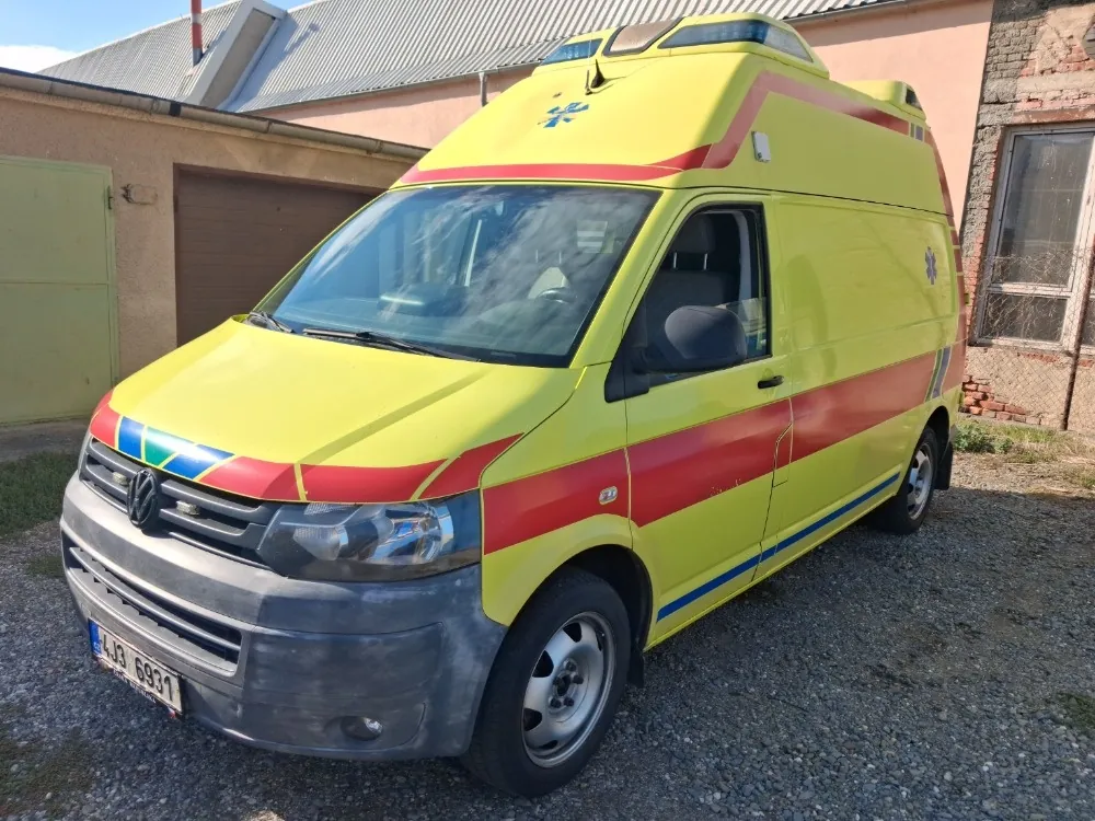 Volkswagen Transporter T5 2011 photo 2