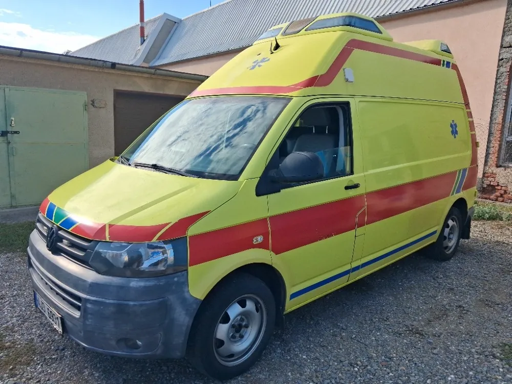 Volkswagen Transporter T5 2011 photo 3