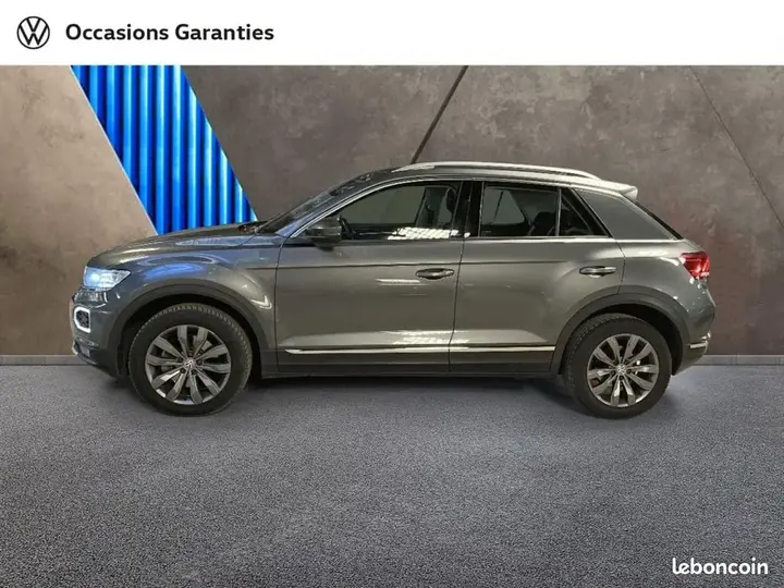 Volkswagen T-Roc 2020 photo 2