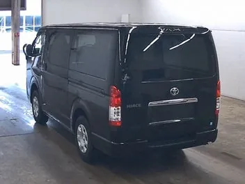 Toyota Hiace 2023 photo 3