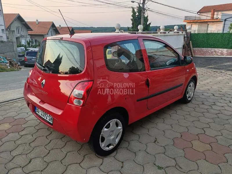 Renault Twingo 2010 photo 5