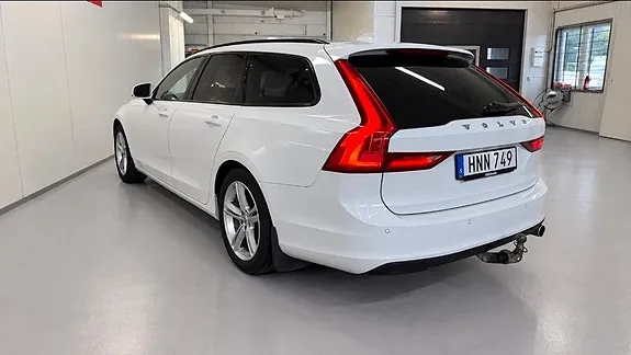 Volvo V90 2018 photo 2