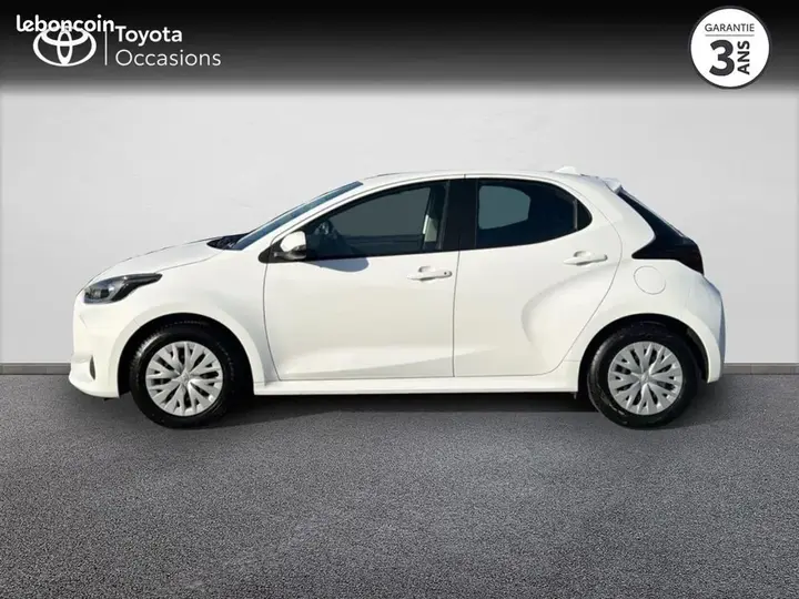 Toyota Yaris 2022 photo 3