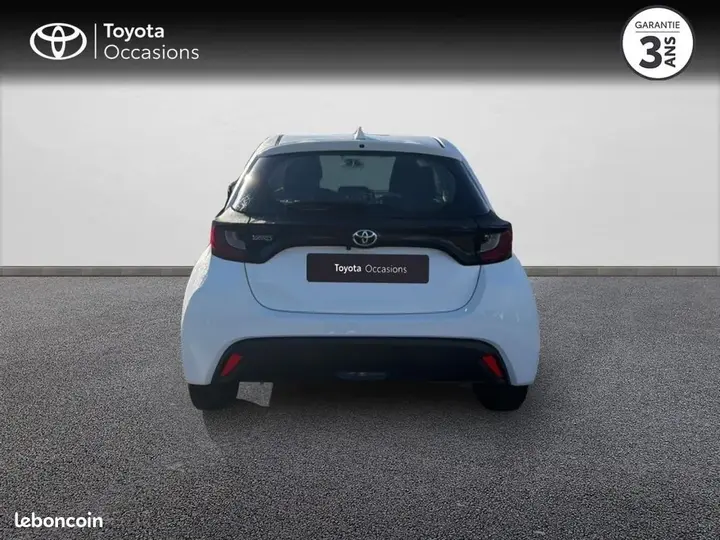 Toyota Yaris 2022 photo 4