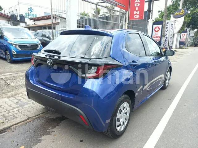 Toyota Yaris 2023 photo 4