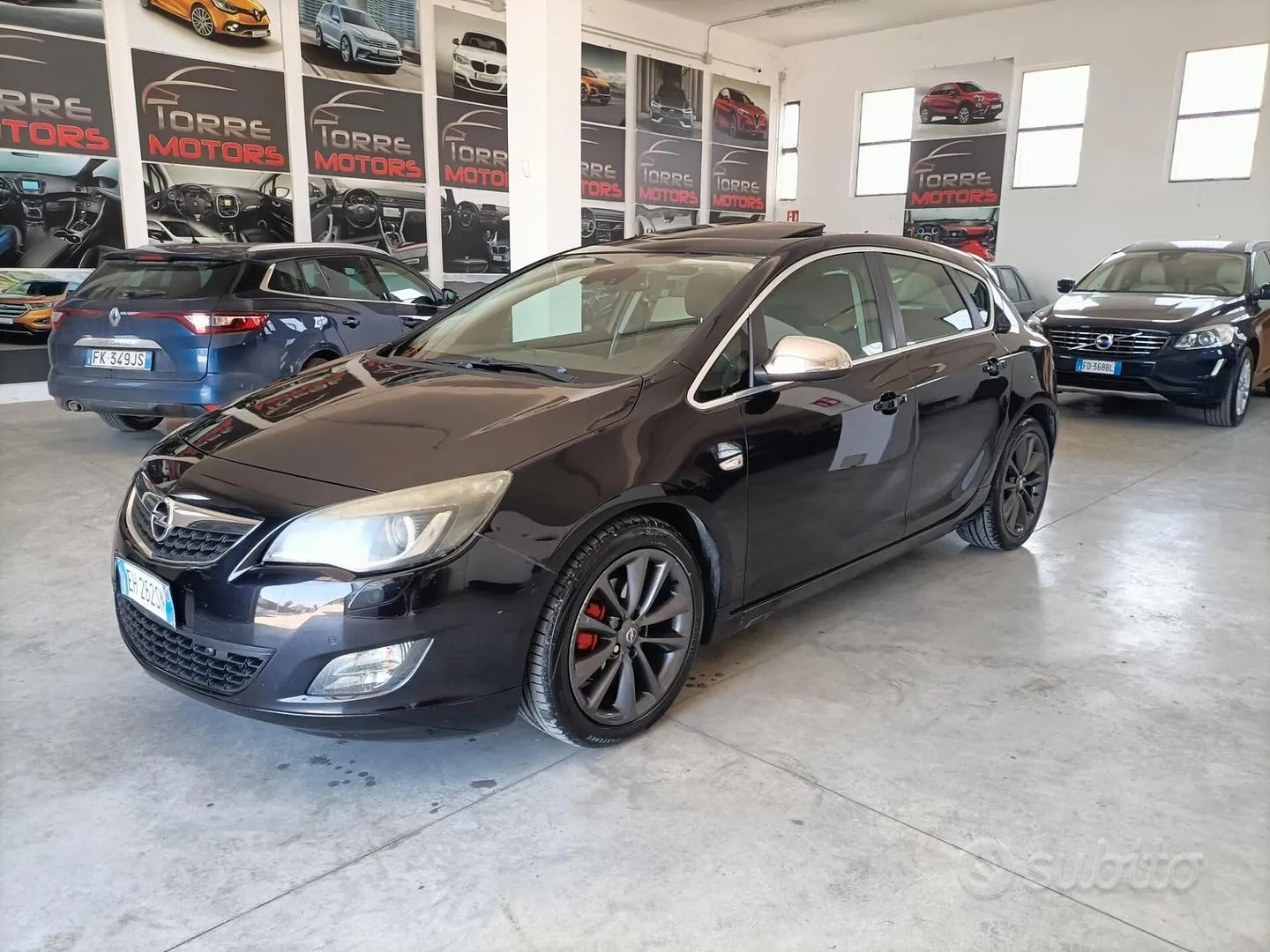 Opel Astra 2011 photo 4