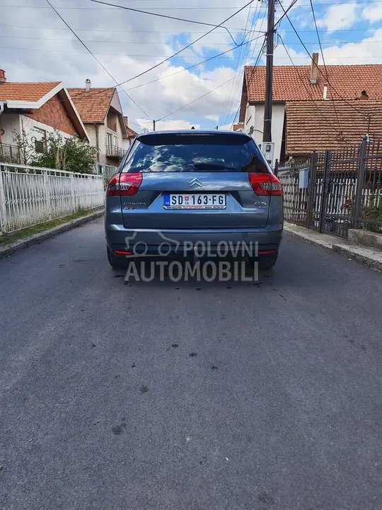 Citroen C5 2012 photo 5