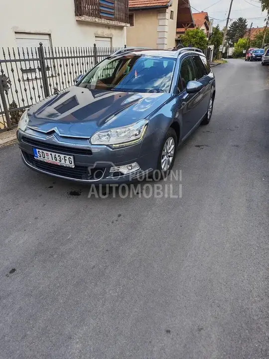 Citroen C5 2012 photo 3