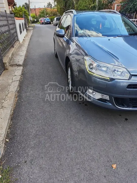 Citroen C5 2012 photo 4