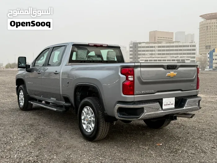 Chevrolet Silverado 2025 photo 4