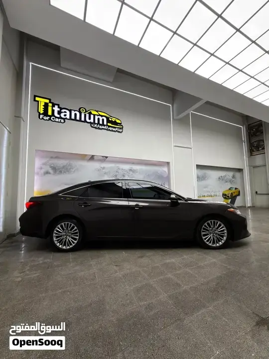 Toyota Avalon 2020 photo 2