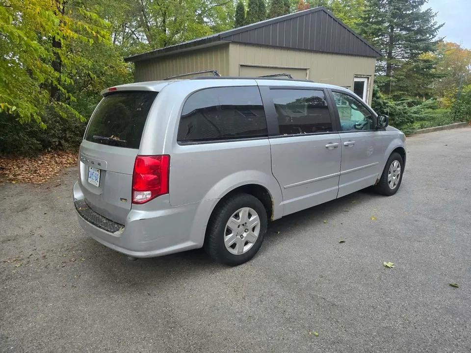 Dodge Caravan