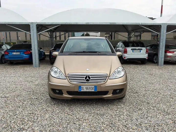 Mercedes-Benz A 170 2007 photo 2