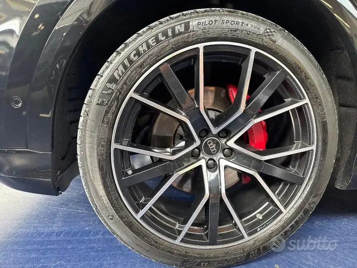 Audi Q8 2023 photo 5
