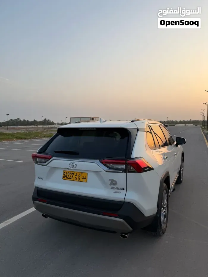 Toyota Rav 4 2025 photo 4
