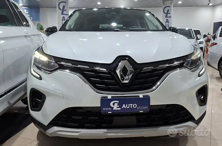 Renault Captur 2022 photo 2