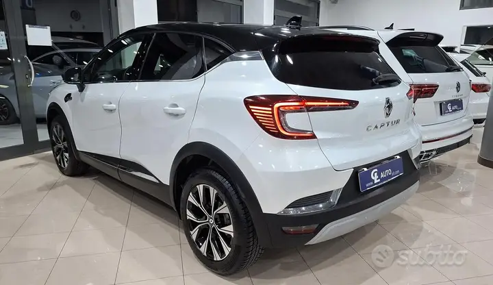 Renault Captur 2022 photo 4