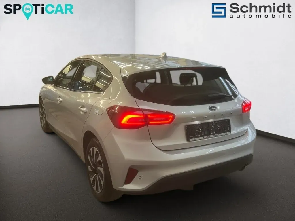 Ford Focus 2025 photo 3
