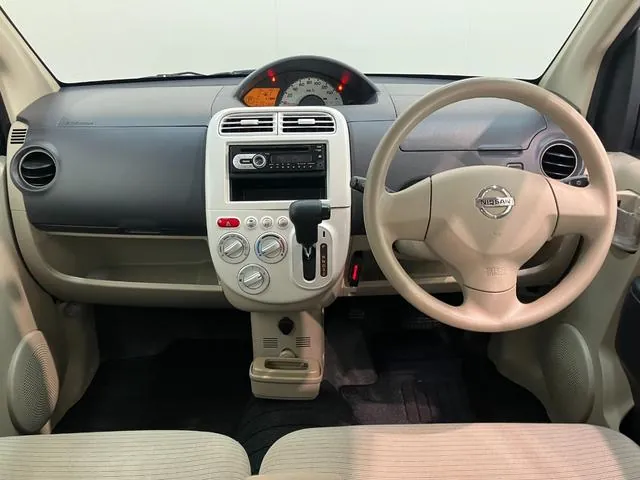 Nissan Otto 2010 photo 2