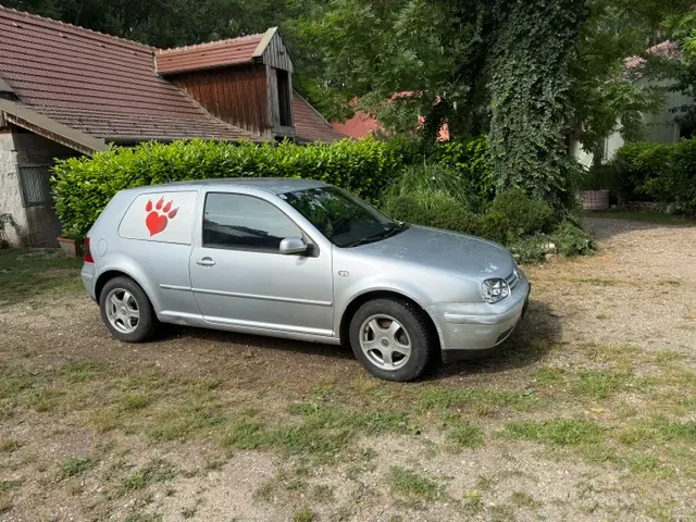 Volkswagen Golf 2003 photo 2