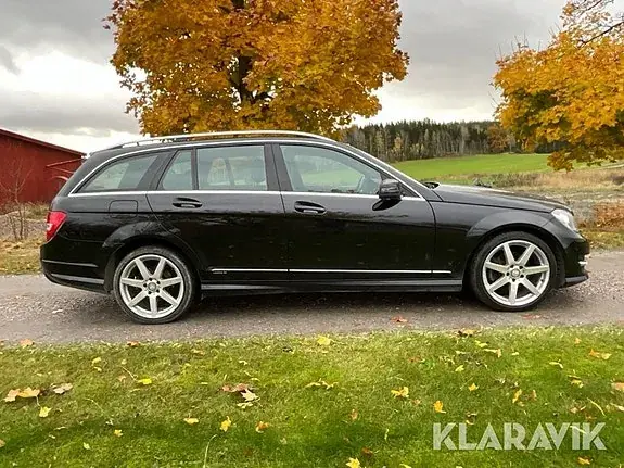 Mercedes-Benz C180 2013 photo 4