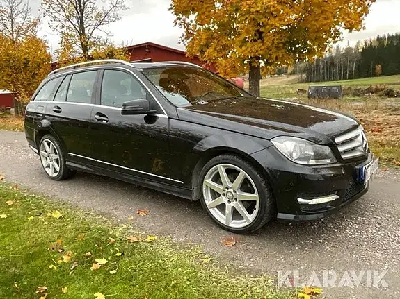Mercedes-Benz C180 2013 photo 2
