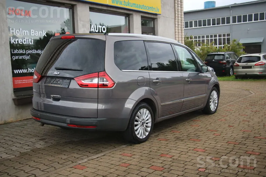 Ford Galaxy 2015 photo 3