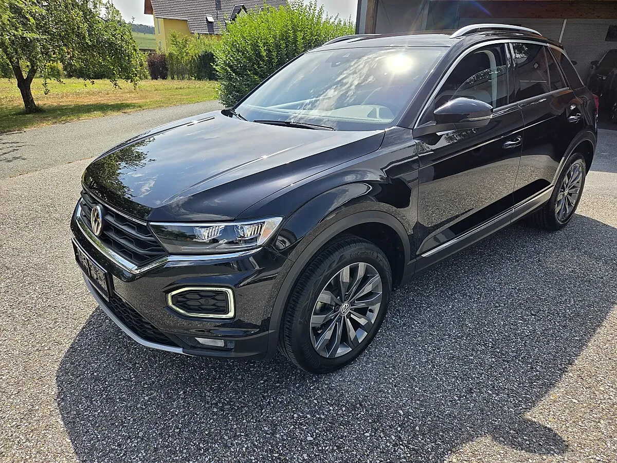 Volkswagen T-Roc 2020 photo 2