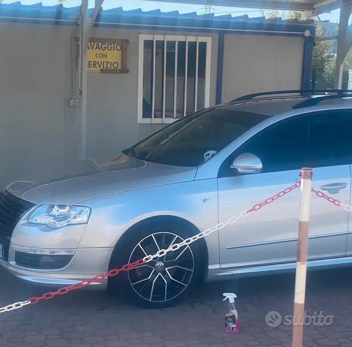 Volkswagen Passat 2010 photo 2