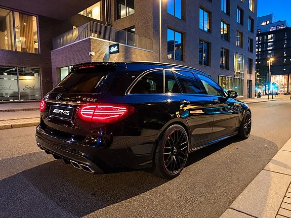 Mercedes-Benz C63 2015 photo 5