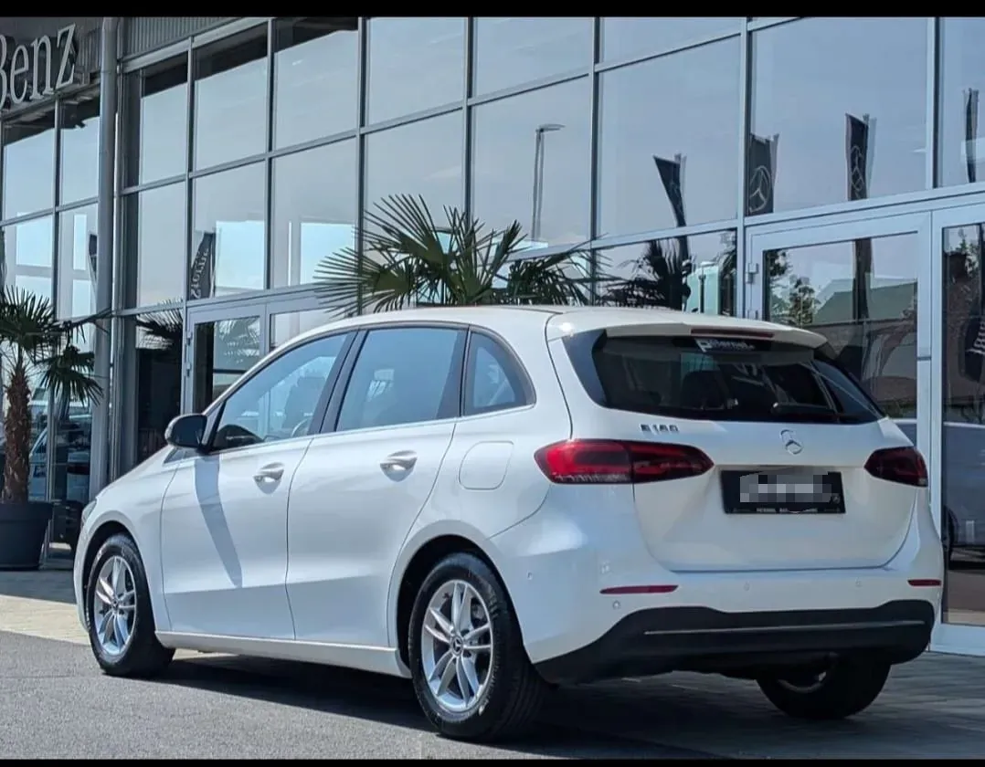 Mercedes-Benz B-Class 2019 photo 3