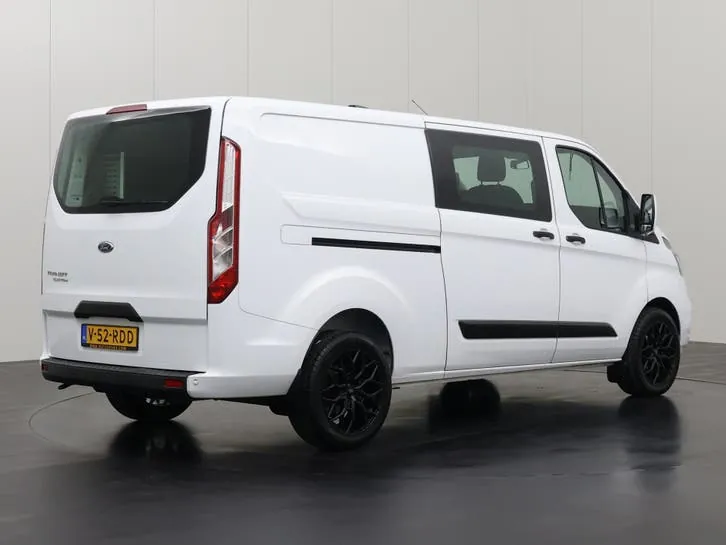 Ford Transit Custom 2022 photo 2