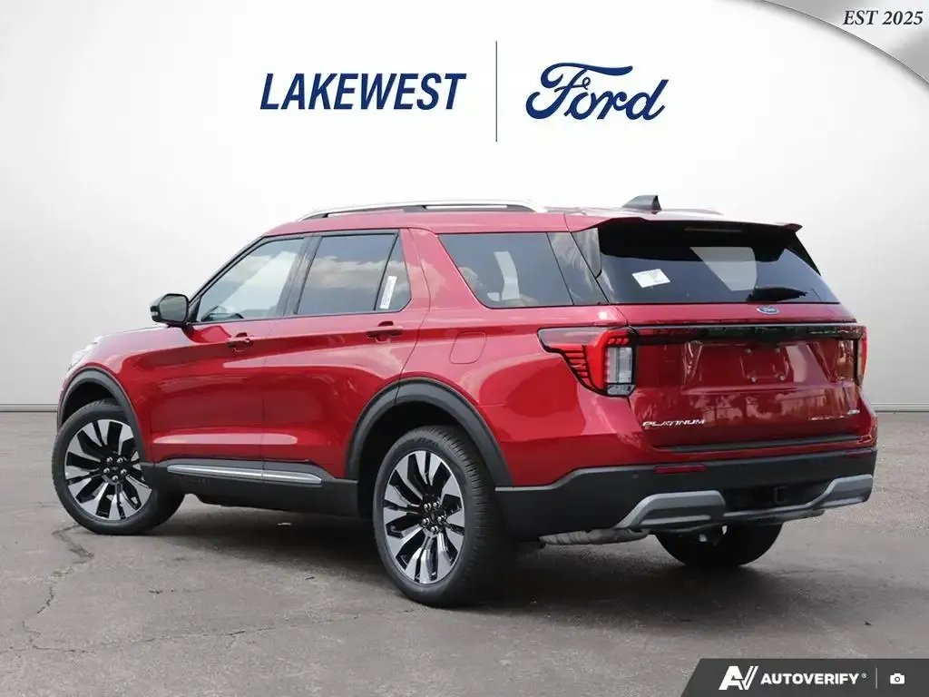 Ford Explorer 2026 photo 4