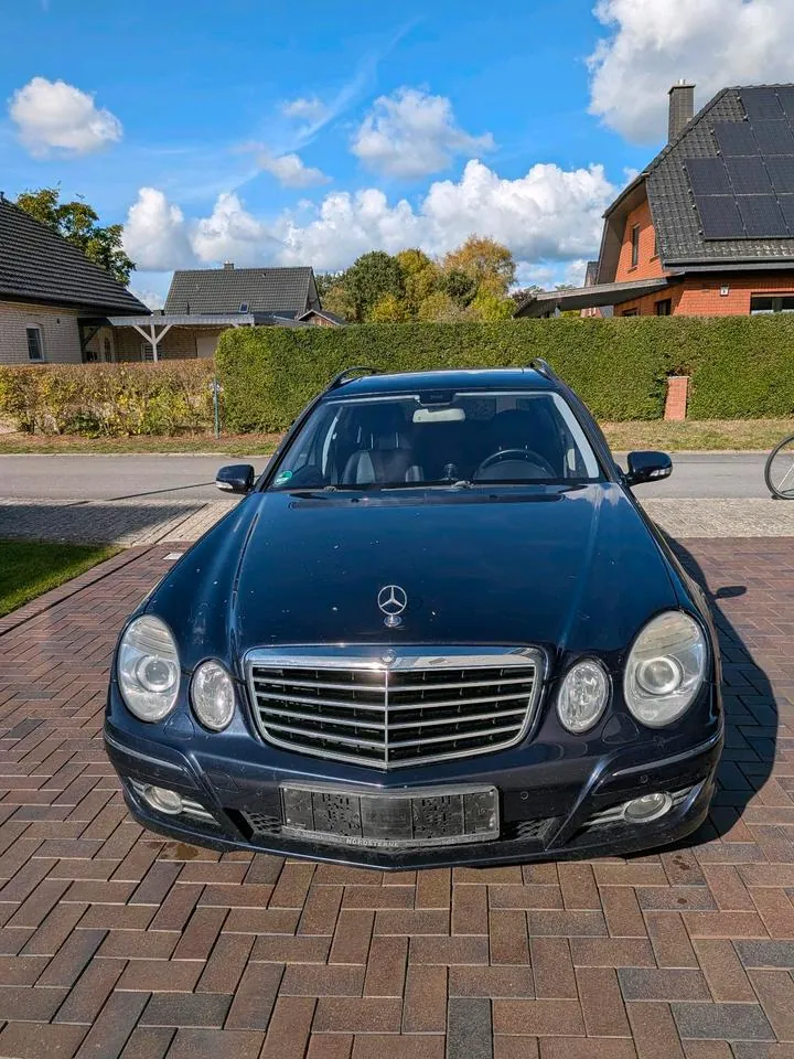 Mercedes-Benz E 320