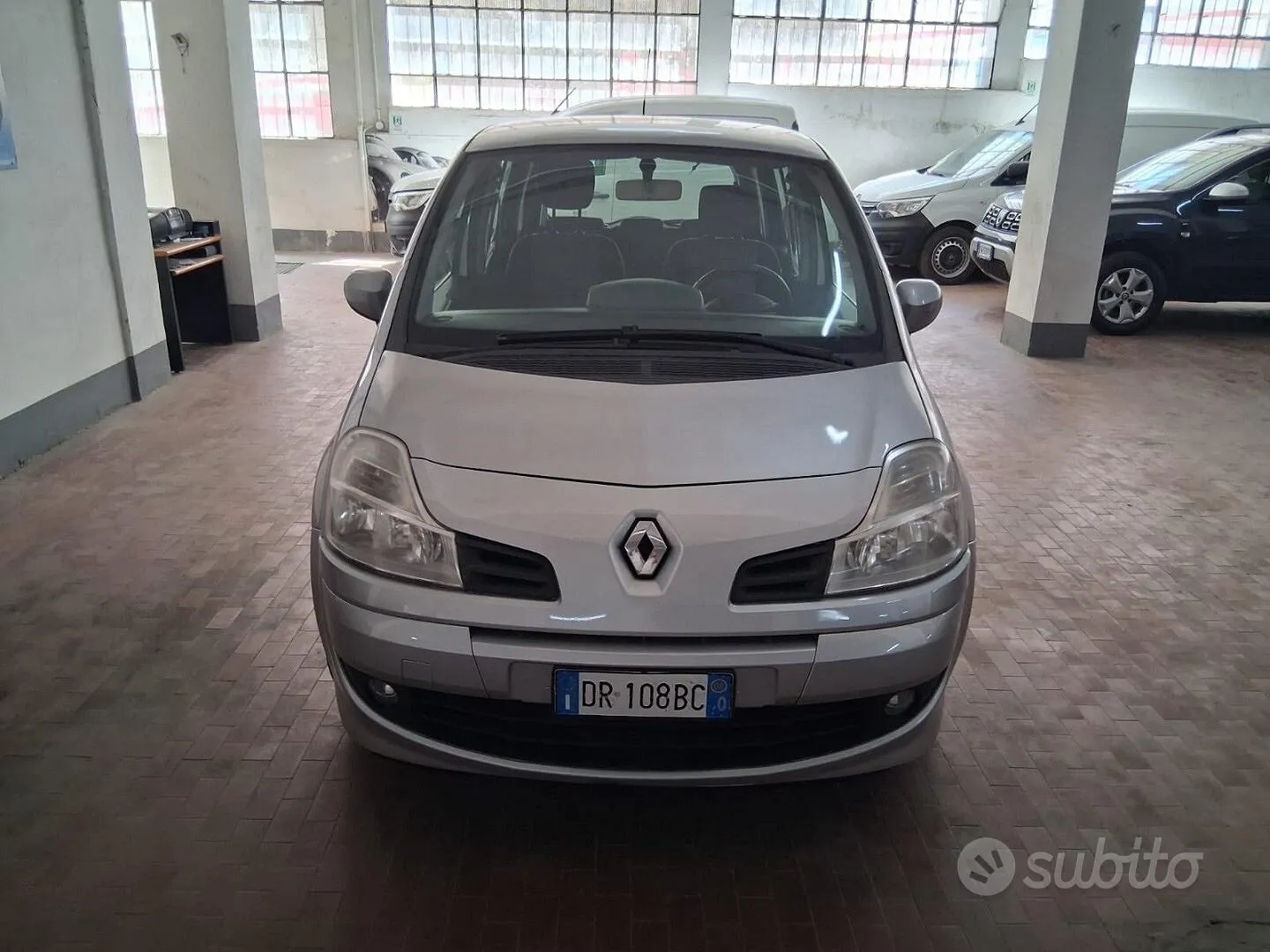 Renault Modus 2008 photo 2